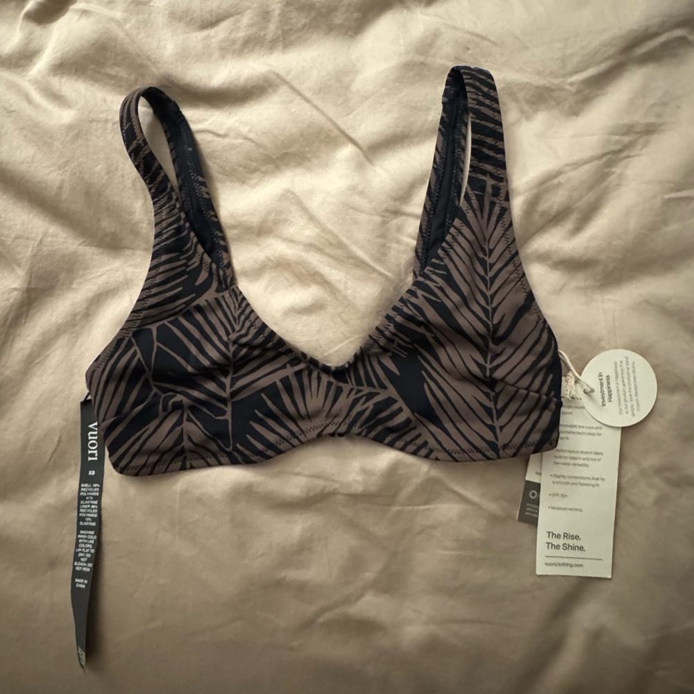 Vuori Swim Top